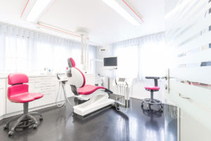 Foto: Zahnarztpraxis Dr. Tritten - Saanen bei Gstaad