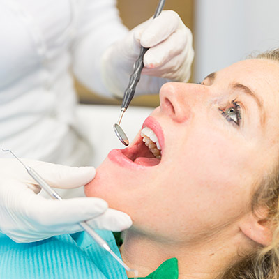 Foto: Dr. med. dent. Christian B. Tritten - Zahnbehandlungen